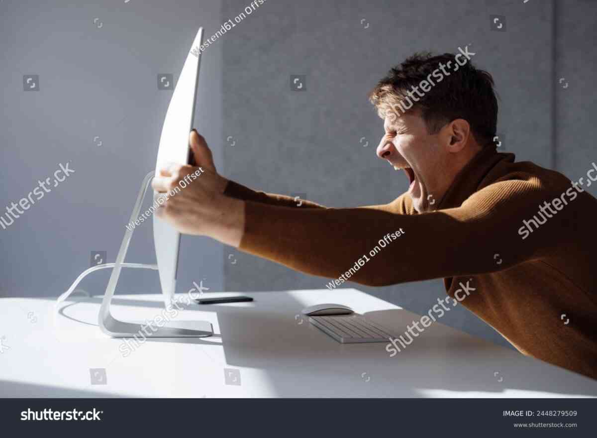 💡 Layar Monitor Berkedip-Kedip: Kenapa dan Cara Mengatasinya