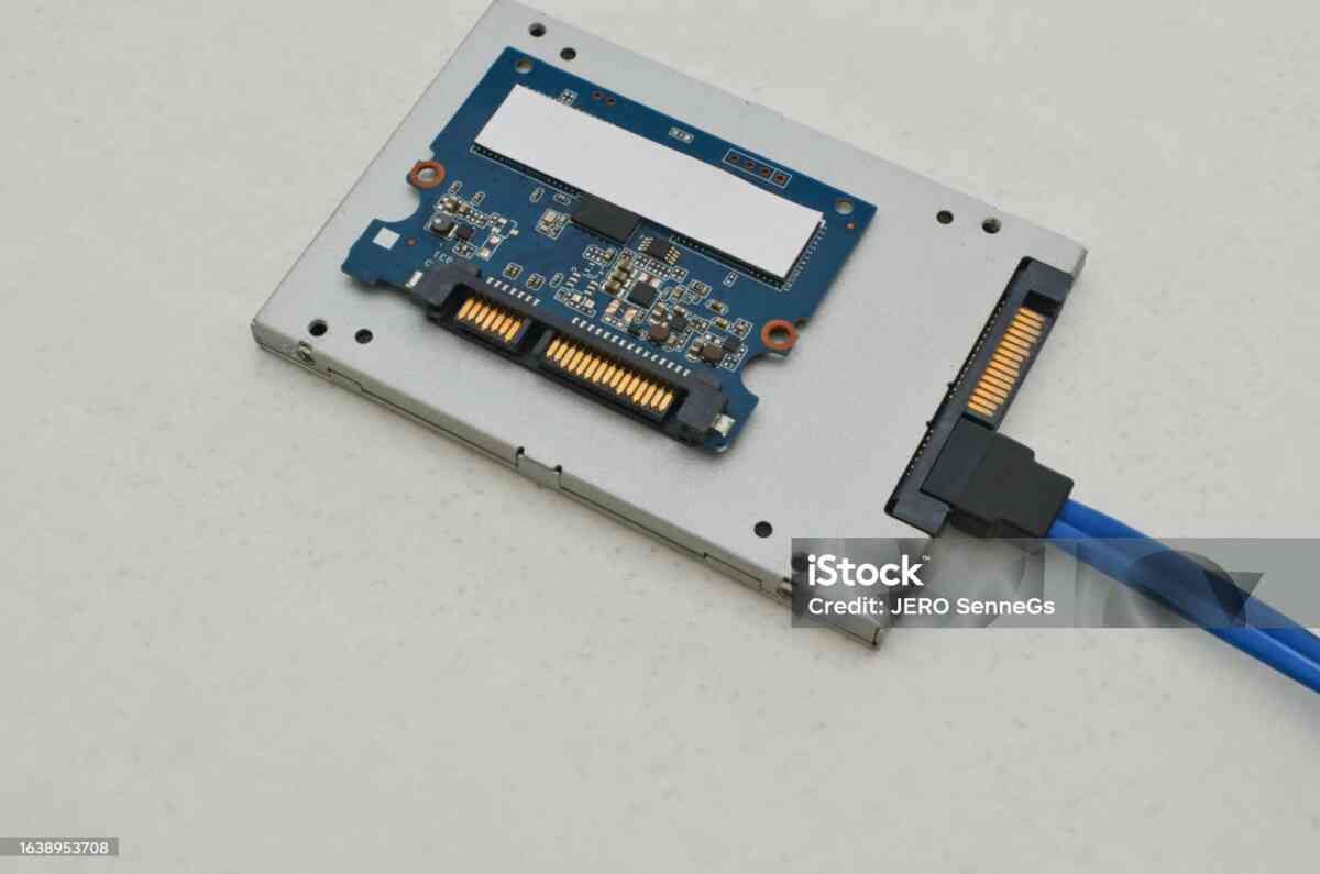 Merawat Hard Disk dan SSD Laptop